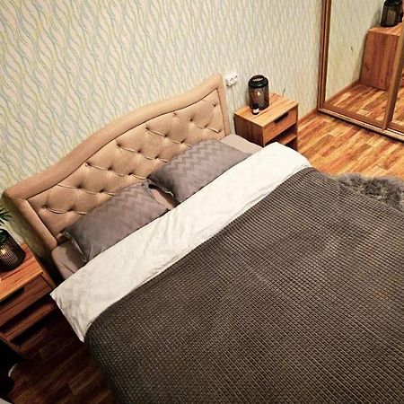 2К Апартаменты В Центре ครือวอยร็อก ภายนอก รูปภาพ